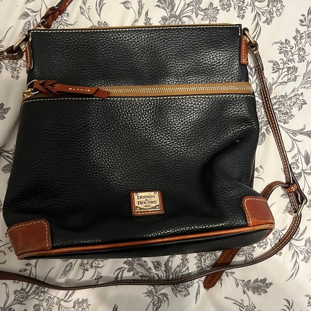 Dooney & Bourke Crossbody